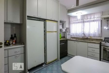 Apartamento para alugar com 384m², 3 quartos e 3 vagasCozinha