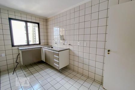 Apartamento para alugar com 85m², 3 quartos e 2 vagas Apartamento para alugar com 85m², 3 quartos e 2 vagasCozinha
