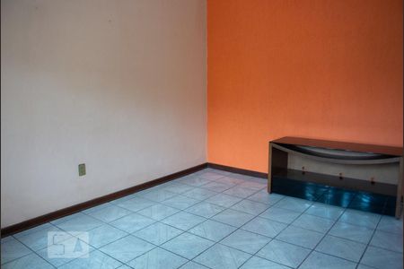 Sala de Estar de casa à venda com 3 quartos, 200m² em Cangaiba, São Paulo