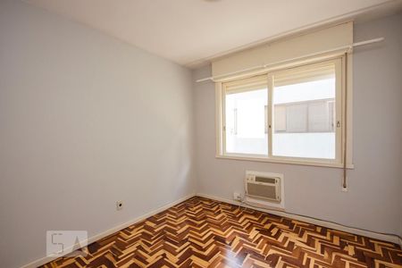 Quarto 1 de apartamento à venda com 2 quartos, 72m² em Bela Vista, Porto Alegre