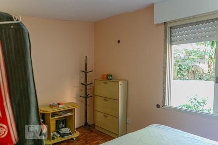 Quarto 1 de apartamento à venda com 2 quartos, 55m² em Santo Antônio, Porto Alegre