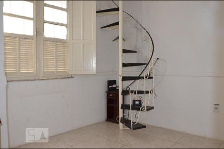 Sala de casa para alugar com 3 quartos, 80m² em Quintino Bocaiuva, Rio de Janeiro