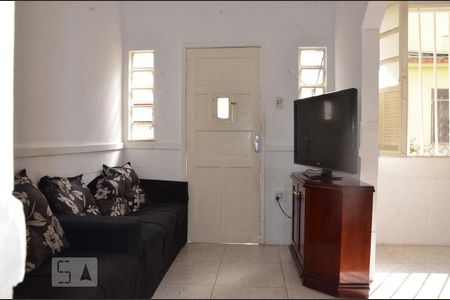 Sala de casa para alugar com 3 quartos, 80m² em Quintino Bocaiuva, Rio de Janeiro