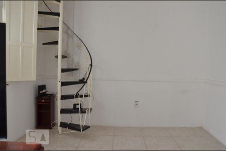 Sala de casa para alugar com 3 quartos, 80m² em Quintino Bocaiuva, Rio de Janeiro