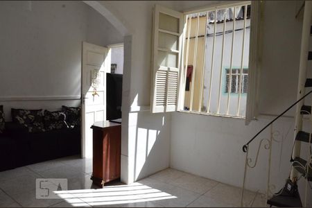 Sala de casa para alugar com 3 quartos, 80m² em Quintino Bocaiuva, Rio de Janeiro