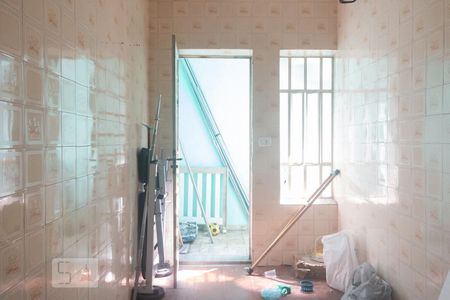 Casa à venda com 140m², 4 quartos e 2 vagasÁrea de Serviço