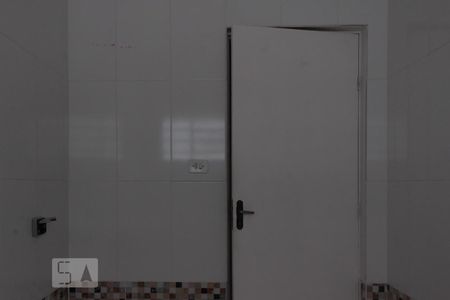 Casa à venda com 140m², 4 quartos e 2 vagasBanheiro 2