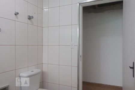 Casa à venda com 140m², 4 quartos e 2 vagasBanheiro 1