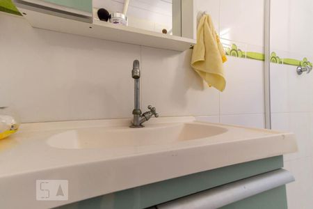 Casa de condomínio para alugar com 120m², 3 quartos e sem vaga2º andar: Banheiro da Suíte