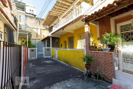 Casa de condomínio para alugar com 120m², 3 quartos e sem vagaÁrea comum