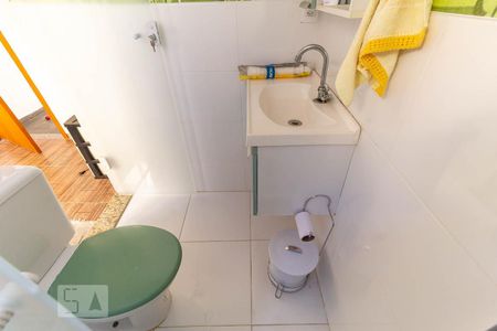 Casa de condomínio para alugar com 120m², 3 quartos e sem vaga2º andar: Banheiro da Suíte