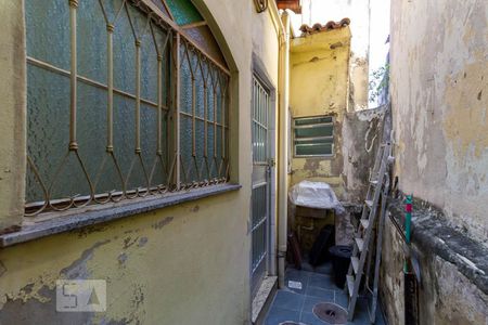Casa de condomínio para alugar com 120m², 3 quartos e sem vaga1º andar: Área de Serviço