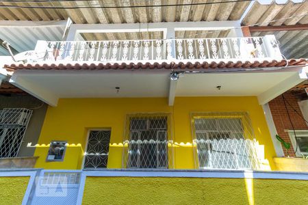 Casa de condomínio para alugar com 120m², 3 quartos e sem vagaFachada da Casa