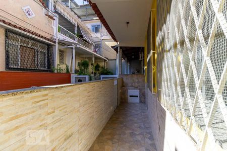 Casa de condomínio para alugar com 120m², 3 quartos e sem vaga1º andar: Varanda