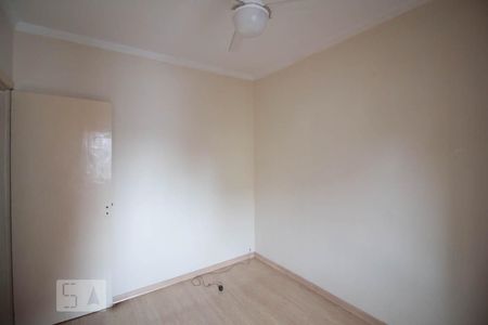 Casa à venda com 70m², 3 quartos e sem vagaquarto 2