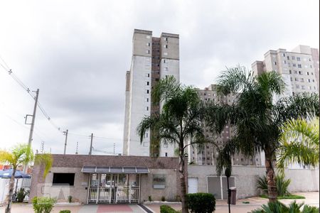 Apartamento para alugar com 46m², 2 quartos e 1 vaga Apartamento para alugar com 46m², 2 quartos e 1 vagaFachada