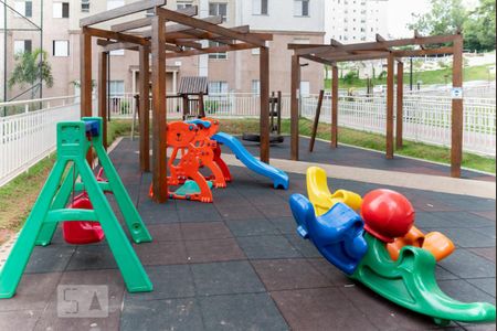 Apartamento para alugar com 46m², 2 quartos e 1 vaga Apartamento para alugar com 46m², 2 quartos e 1 vagaÁrea Comum - Playground