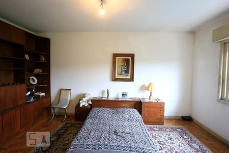 Casa à venda com 550m², 7 quartos e 4 vagasSuíte 2