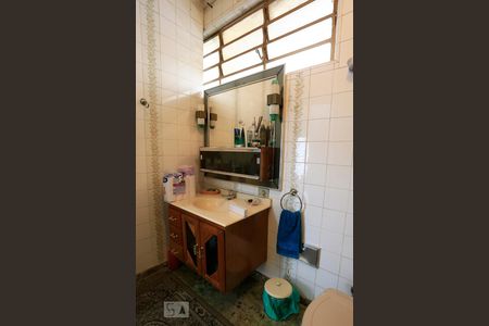 Casa à venda com 550m², 7 quartos e 4 vagasBanheiro Corredor