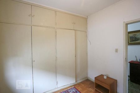 Casa à venda com 550m², 7 quartos e 4 vagasQuarto 2