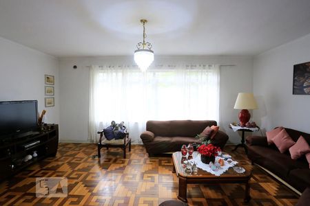 Sala de casa à venda com 7 quartos, 550m² em Parque Colonial, São Paulo