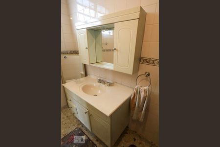 Casa à venda com 550m², 7 quartos e 4 vagasBanheiro Suíte 2