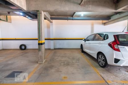 Garagem de apartamento à venda com 5 quartos, 240m² em Cambuí, Campinas