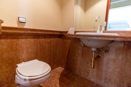 Lavabo de apartamento à venda com 5 quartos, 240m² em Cambuí, Campinas