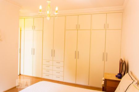 Apartamento à venda com 270m², 4 quartos e 3 vagasQuarto 3 - Armários