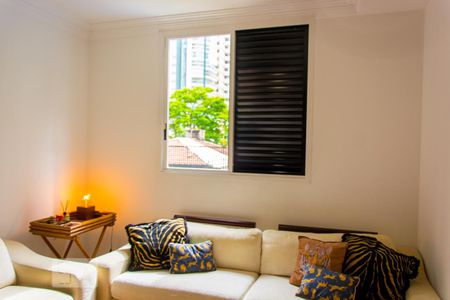 Apartamento à venda com 270m², 4 quartos e 3 vagasSala de TV