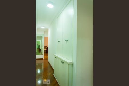 Apartamento à venda com 270m², 4 quartos e 3 vagasCorredor