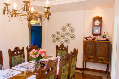 Apartamento à venda com 270m², 4 quartos e 3 vagasCopa