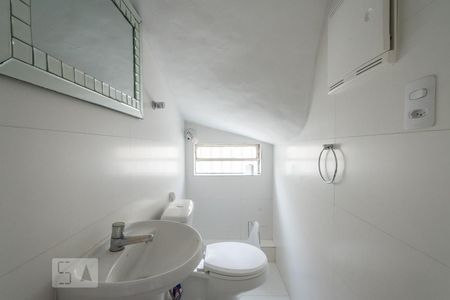 Lavabo de casa para alugar com 3 quartos, 190m² em Brooklin Paulista, São Paulo