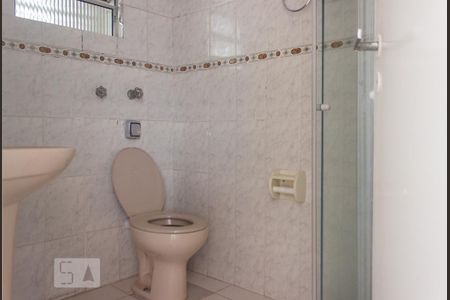 Banheiro de apartamento para alugar com 2 quartos, 56m² em Vila Buarque, São Paulo