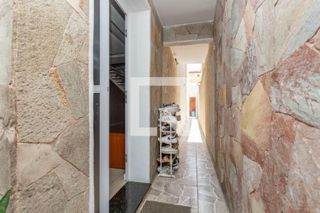 Casa à venda com 190m², 3 quartos e 2 vagas Casa à venda com 190m², 3 quartos e 2 vagasEntrada