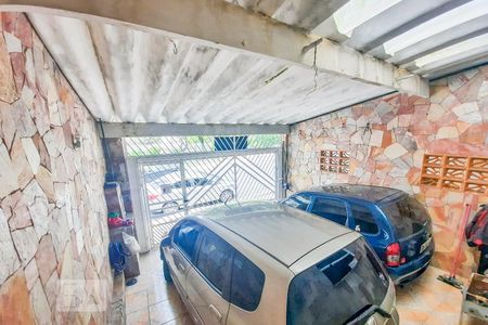 Casa à venda com 190m², 3 quartos e 2 vagas Casa à venda com 190m², 3 quartos e 2 vagasGaragem