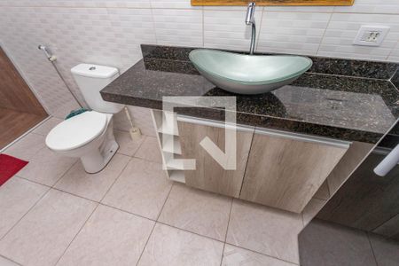 Casa à venda com 190m², 3 quartos e 2 vagas Casa à venda com 190m², 3 quartos e 2 vagasBanheiro da suíte