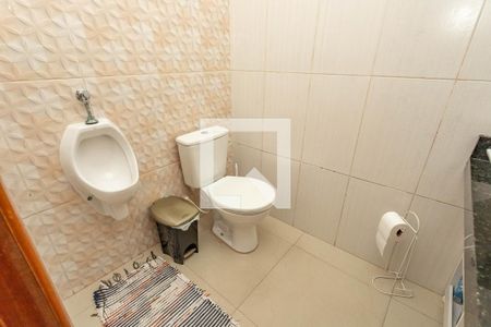 Casa à venda com 190m², 3 quartos e 2 vagas Casa à venda com 190m², 3 quartos e 2 vagasLavabo