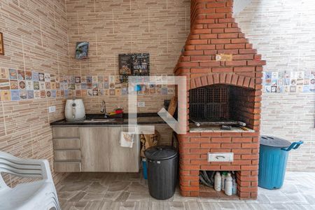 Casa à venda com 190m², 3 quartos e 2 vagas Casa à venda com 190m², 3 quartos e 2 vagasÁrea de serviço