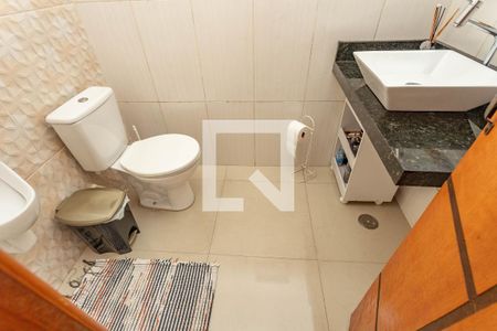 Casa à venda com 190m², 3 quartos e 2 vagas Casa à venda com 190m², 3 quartos e 2 vagasLavabo