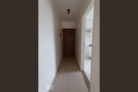 Corredor acesso quartos de apartamento à venda com 2 quartos, 63m² em Vila Medeiros, São Paulo