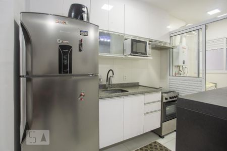 Cozinha de apartamento para alugar com 2 quartos, 58m² em Água Branca, São Paulo