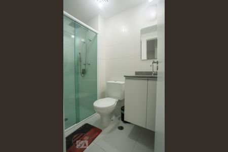 Banheiro de apartamento para alugar com 2 quartos, 58m² em Água Branca, São Paulo
