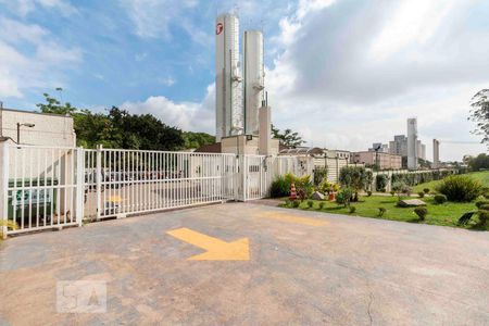 Apartamento à venda com 42m², 2 quartos e sem vaga Apartamento à venda com 42m², 2 quartos e sem vagaFachada