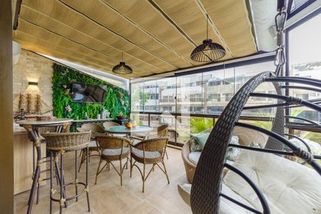 Varanda de apartamento à venda com 4 quartos, 380m² em Recreio dos Bandeirantes, Rio de Janeiro