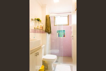 Apartamento à venda com 70m², 2 quartos e 2 vagasBanheiro da Suíte