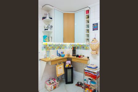 Apartamento à venda com 70m², 2 quartos e 2 vagasCozinha - Armários