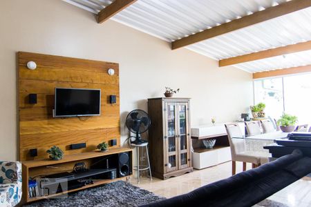 Apartamento à venda com 150m², 2 quartos e 2 vagasCobertura