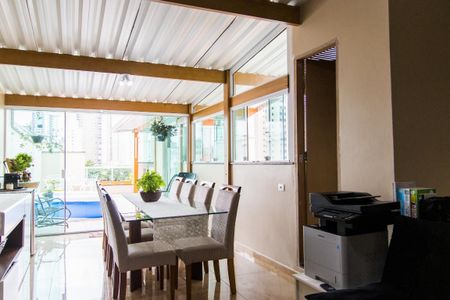 Apartamento à venda com 150m², 2 quartos e 2 vagasCobertura