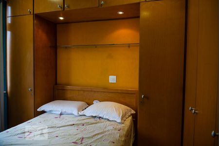 Quarto 2 de apartamento para alugar com 2 quartos, 50m² em Copacabana, Rio de Janeiro